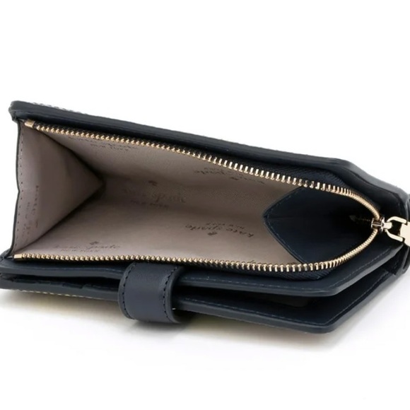 Kate Spade Flower Floral Medium Bifold Wallet - Picture 5 of 13